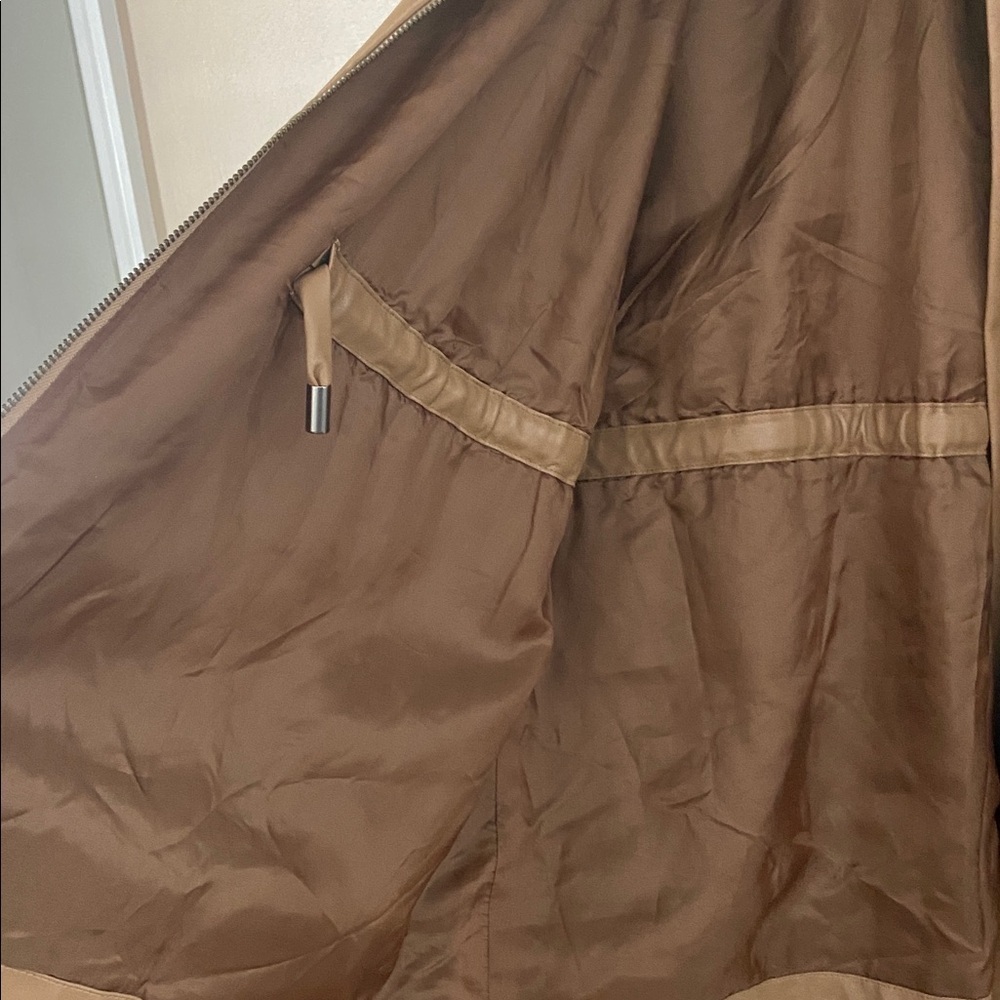 Deveaux New York Ari Camel Brown Vegan Faux Leather Jacket - Picture 14 of 14